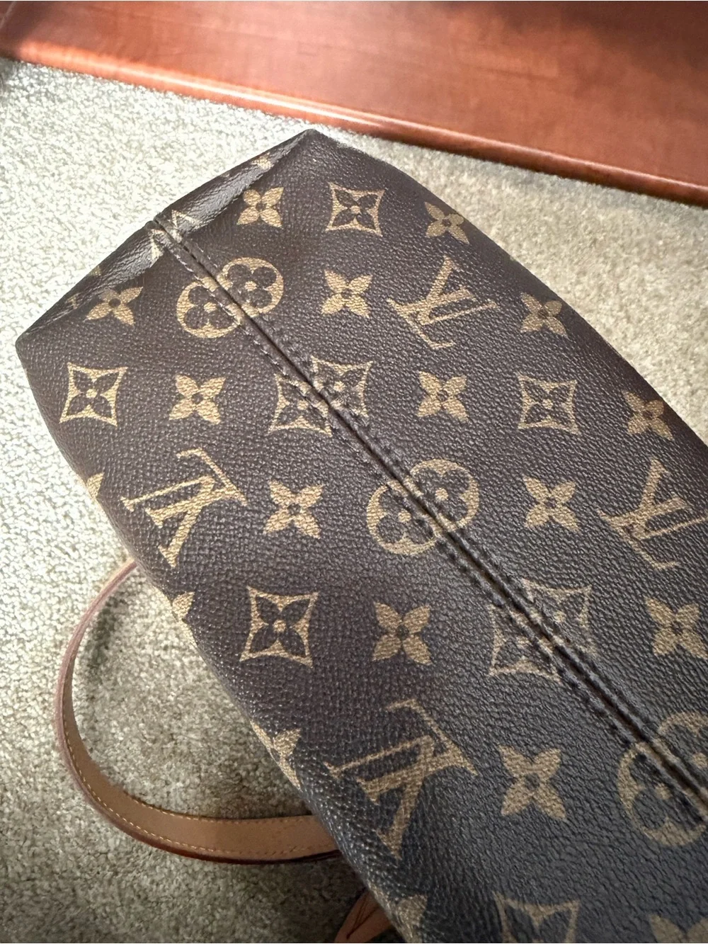 Louis Vuitton Monogram Shoulder Hobo in Brown with Tan Strap and Gold Hardware - Picture 8 of 14